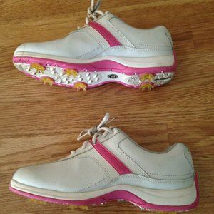 Golf shoes for women